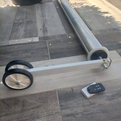 Motorisation à batterie pour bâche piscine – Image 3