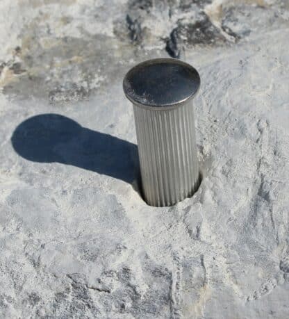 Piton Douille Rétractable plage béton – Image 2